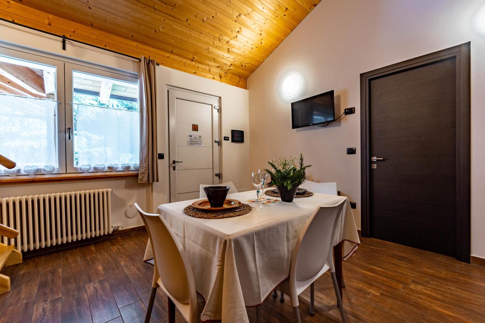 Case Appartamenti Vacanze Da Cien Saint-Christophe Eksteriør bilde