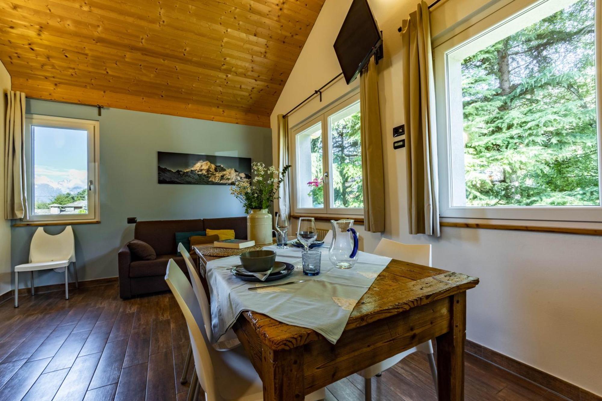 Case Appartamenti Vacanze Da Cien Saint-Christophe Eksteriør bilde