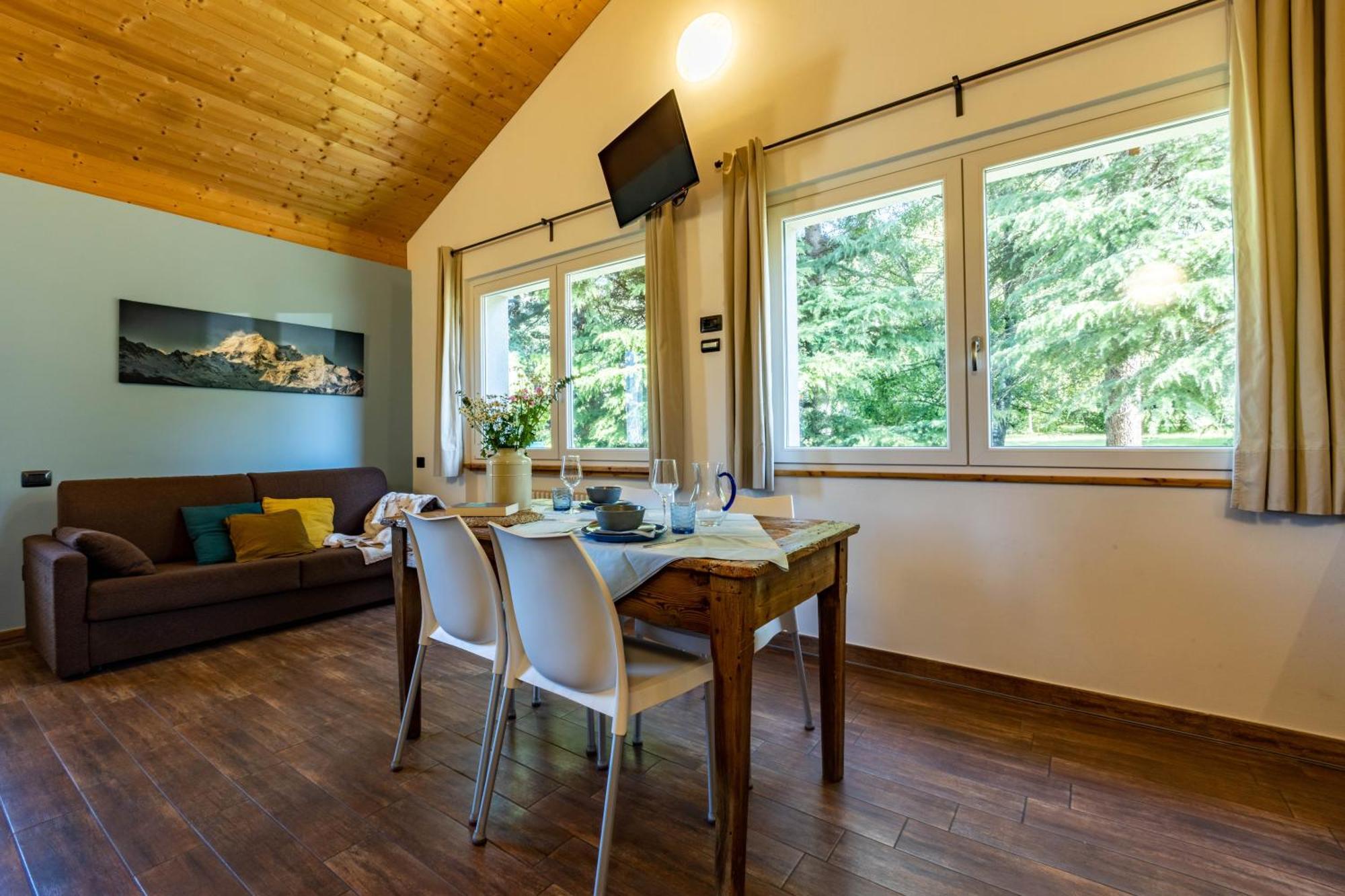 Case Appartamenti Vacanze Da Cien Saint-Christophe Eksteriør bilde